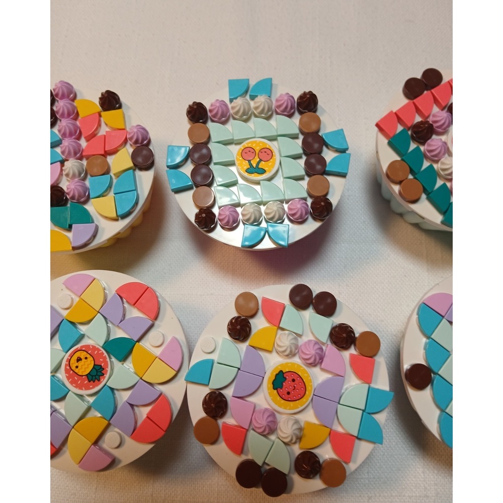 LEGO DOTS Creative Party Kit 41926 Cupcakes Lot with Bases - Picture 3 of 9